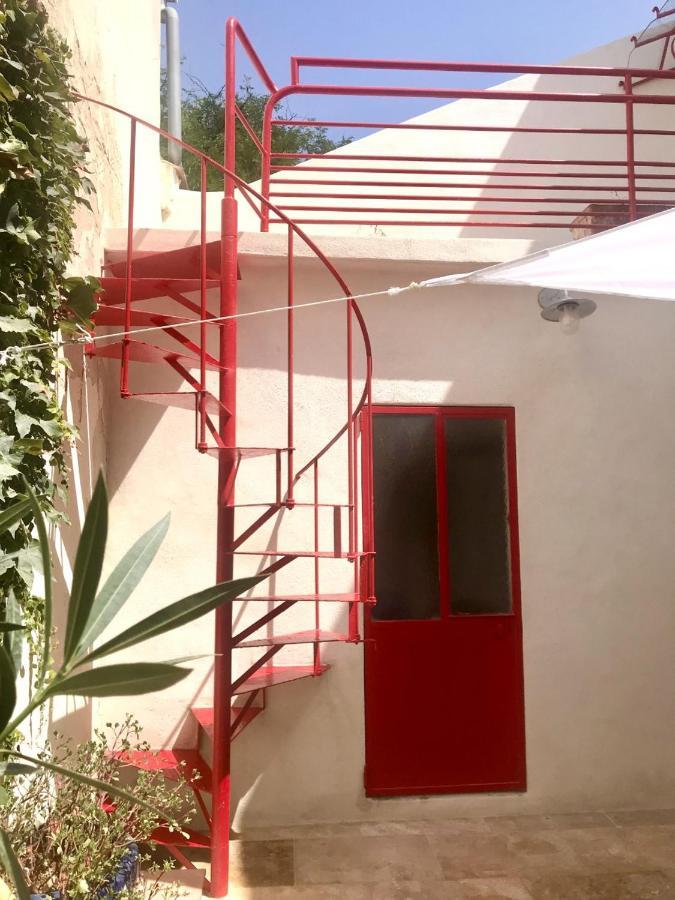 Gite Avignon Bougainvillier Buitenkant foto